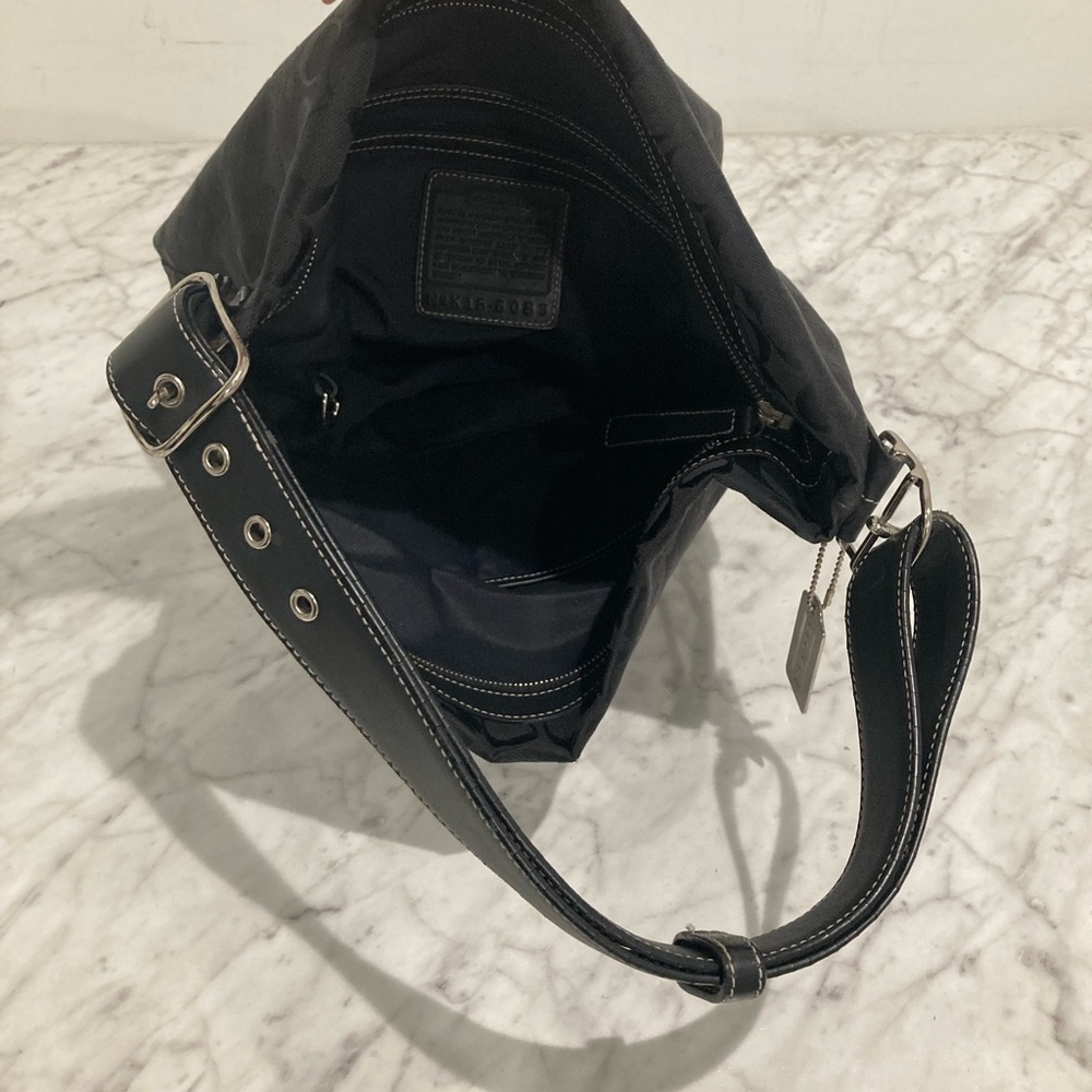 Coach Black signature canvas bucket bag purse - Picture 7 of 12